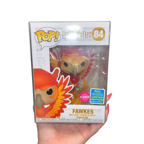 Funko POP! Harry Potter - Flocked Fawkes #84 (2019 SDCC Shared Exclusive)
